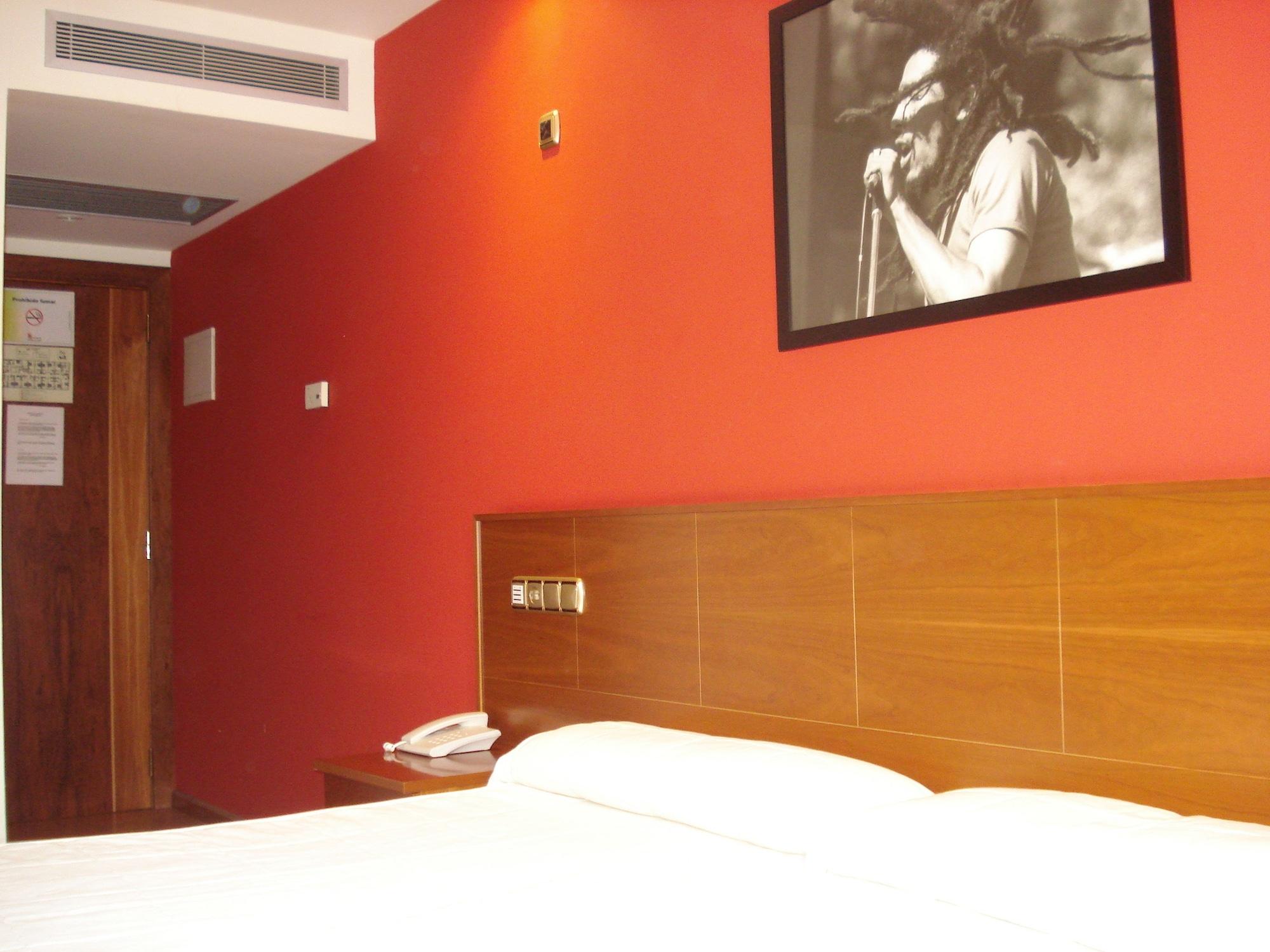 פונפרדה Hotel El Castillo מראה חיצוני תמונה