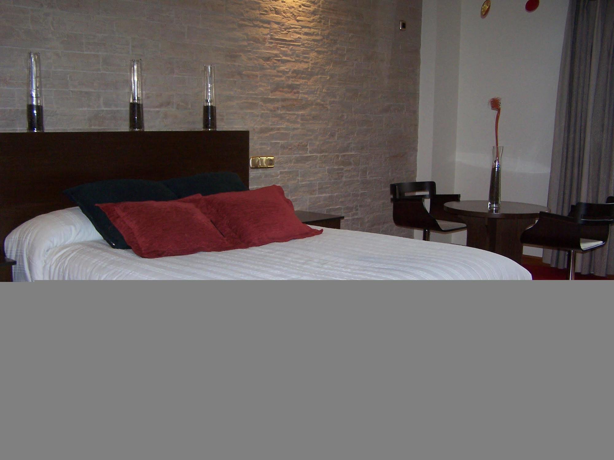 פונפרדה Hotel El Castillo חדר תמונה
